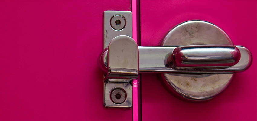 Childproof Gate Lock in Anaheim, California