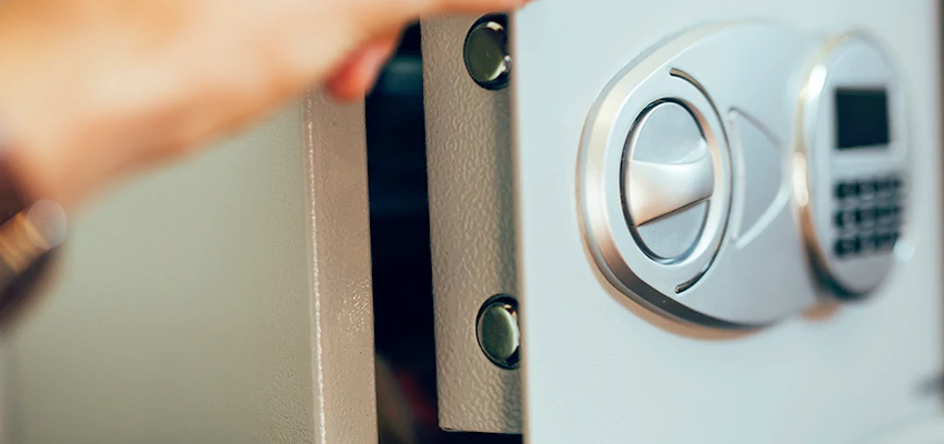 Fingerprint Safe Openers in Anaheim, CA