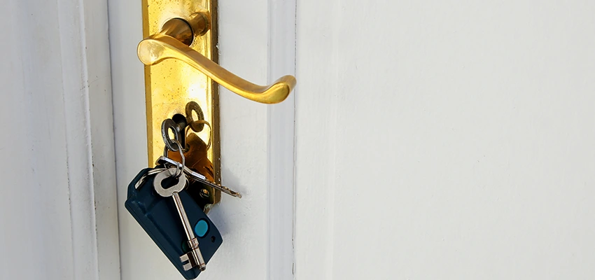 Broken Door Key Extraction in Anaheim, CA